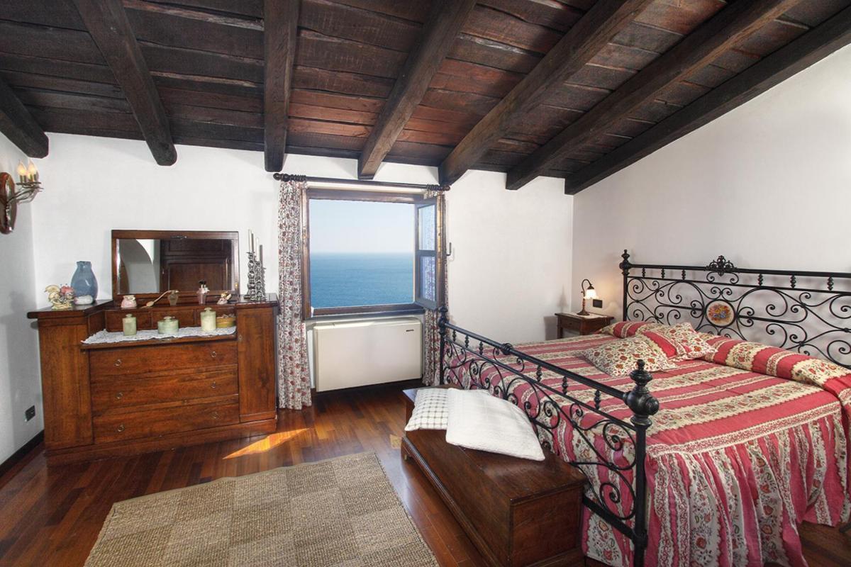 Paradiso Di Manu Noli Quarto foto
